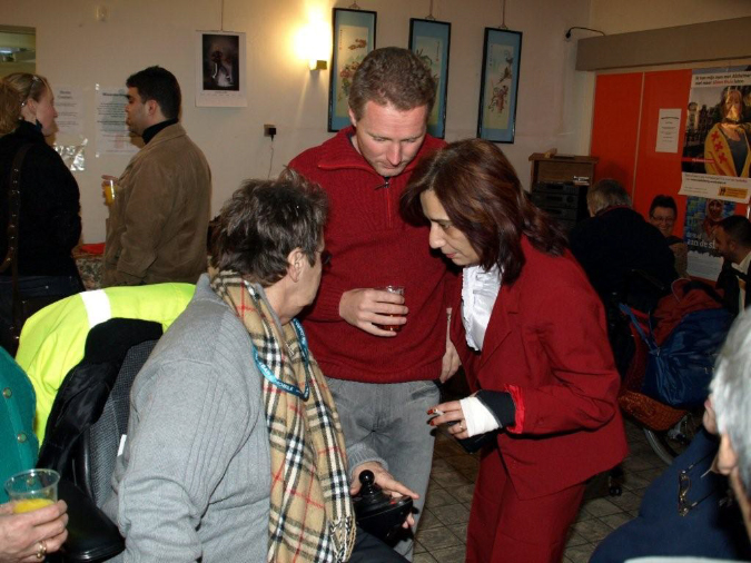 P1104944